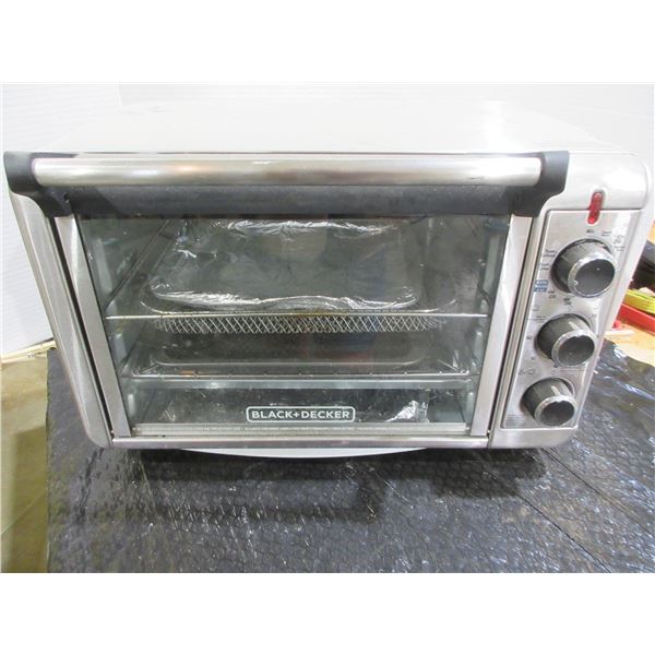 BLACK & DECKER TOASTER OVEN