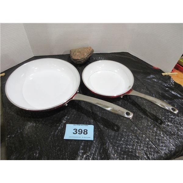 2 - KURAIDORI FRYING PANS (8" & 10")