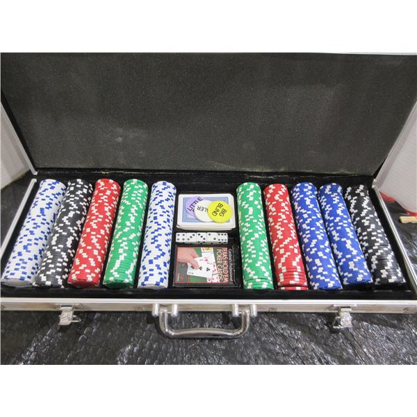 TEXAS HOLD 'EM POKER SET & CASE