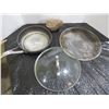 Image 7 : 5 FRYING PANS, SPLATTER SCREEN & LID