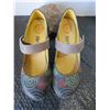 Image 1 : ART SHOES (SIZE 8) (3" HEEL)