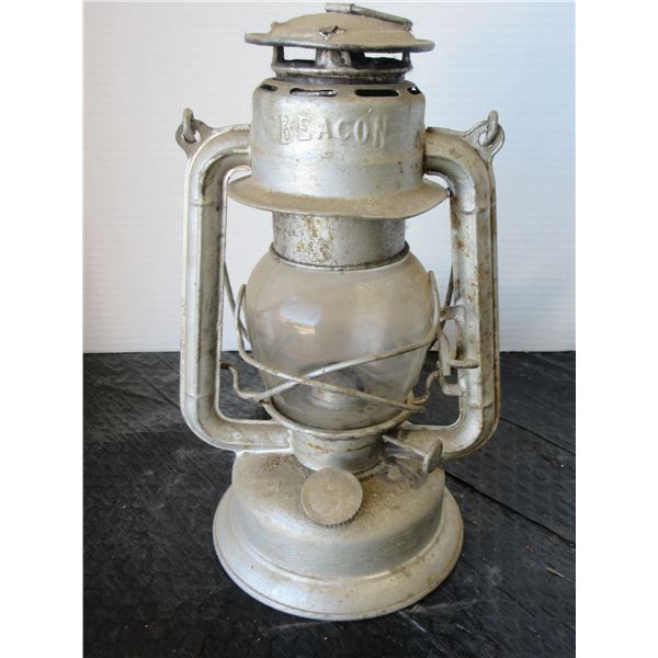 COLLECTABLE:  GSW LANTERN (BEACON)