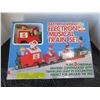Image 1 : BATTERY OPERATED ELECTRONIC MUSICAL TRAIN SET