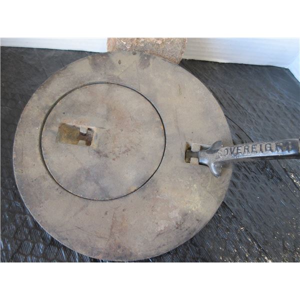 COLLECTABLE:  STOVE COVER & SOVEREIGN LIFTER
