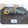 Image 3 : MAKITA 4.5" ANGLE GRINDER