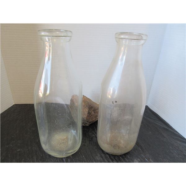 COLLECTABLE:  2 - MILK BOTTLES