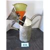 Image 2 : 4 FUNNELS & OIL JUG