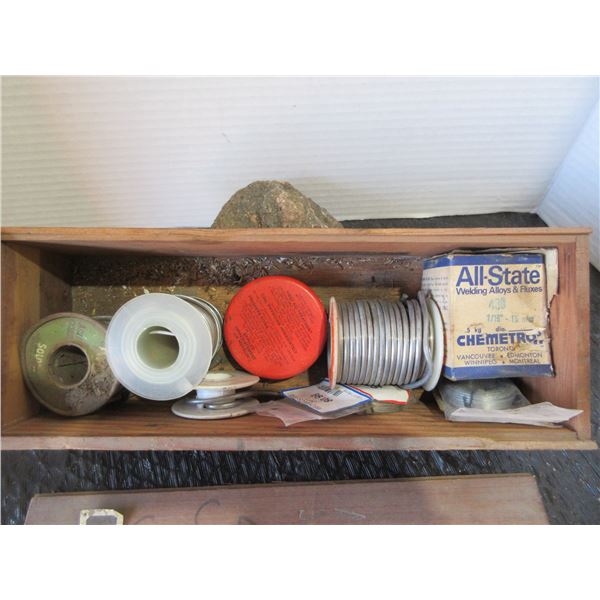 BOX C/W SODERING MATERIAL