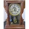 Image 6 : COLLECTABLE:  GINGERBREAD CLOCK C/W KEY
