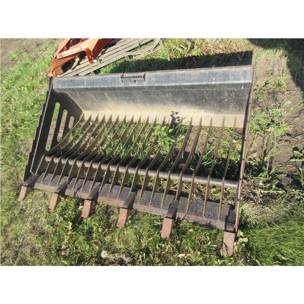 SKID STEER HEAVY DUTY ROCK BUCKET C/W DIGGING TEETH