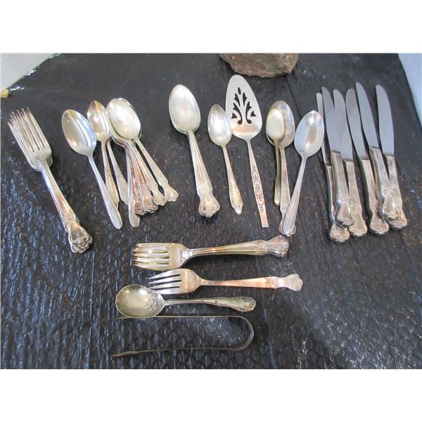 BUNDLE OF OLD COMPANY PLATE SILVERWARE