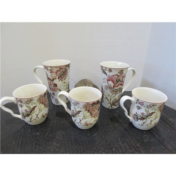8 PIECE "222 MUG SET "GABRIELLE CRÈME"