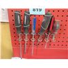 Image 2 : APPROX. 6 ASSORTED SCREWDRIVERS & HOLDER (PHILLIPS/STAR)