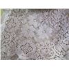 Image 4 : 2 - TABLE CLOTHS (LACE & CHRISTMAS)