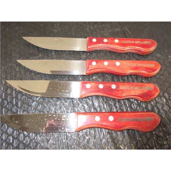 4 - WOOD HANDLED STEAK KNIVES