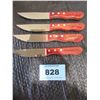 Image 2 : 4 - WOOD HANDLED STEAK KNIVES