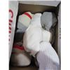 Image 1 : BOX C/W 12 PAIR MEN'S SOCKS (WOOL & WHITE SPORT)