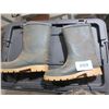 Image 1 : LIKE NEW:  INSULATED RUBBER BOOTS (SIZE 11)