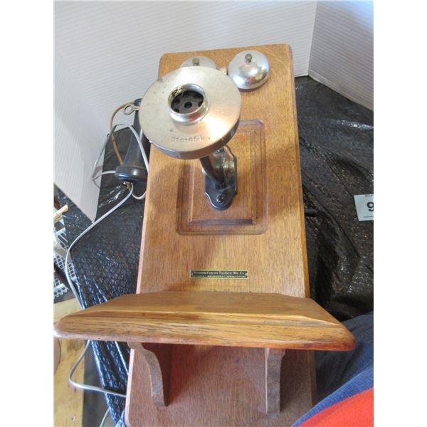COLLECTABLE:  STROMBERG CARLSON ANTIQUE STYLE WALL PHONE