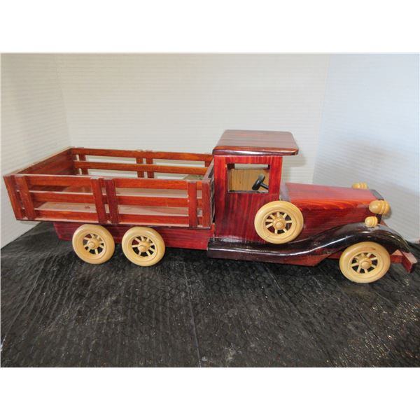 WOOD MODEL TRUCK (APPROX. 20"L X 4"H)