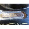 Image 3 : COLLECTABLE:  SINGER SEWING MACHINE & CASE