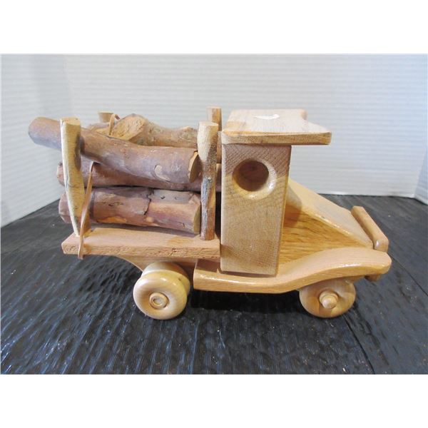 WOOD LOG TRUCK (APPROX. 9"L X 5"H)