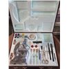 Image 2 : MICROSCOPE SET IN CASE