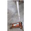 Image 2 : 2 1/4" TON HYDRAULIC FLOOR JACK (WORKING)