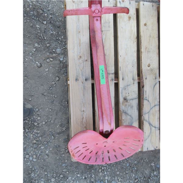 VINTAGE TRACTOR SEAT WITH FOOT REST
