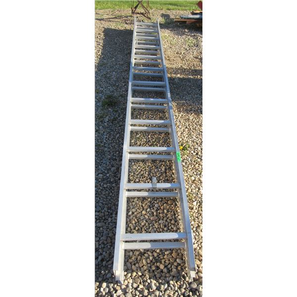 12' ALUMINUM EXTENSION LADDER