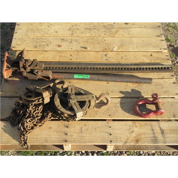 3 TON CHAIN HOIST, JACKALL & APPROX. 6 CLEVICES