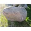 Image 3 : APPROX. 3' X 4' X 2.5' WHITE & GREY ROCK (ONE SIDE FLAT)
