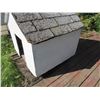 Image 2 : DOG HOUSE (APPROX. 40"L X 3'W X 3'H)