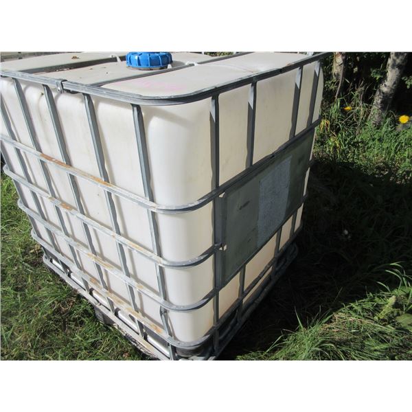 POLY TANK IN CAGE (1000L TOTE) (WATER)