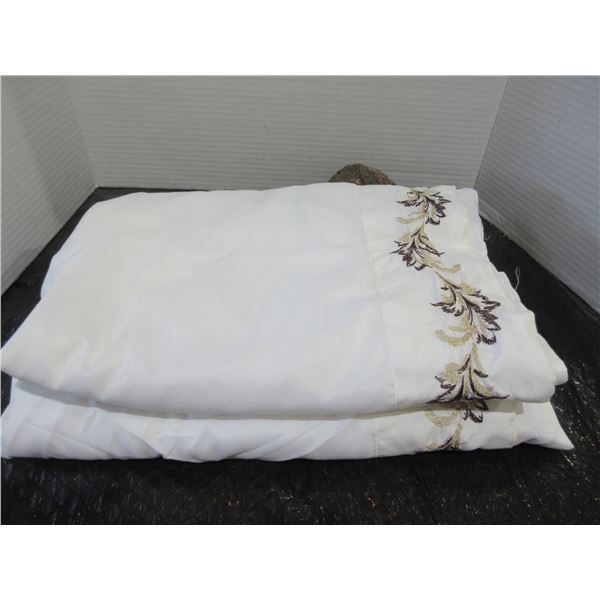 QUEEN FLAT SHEET