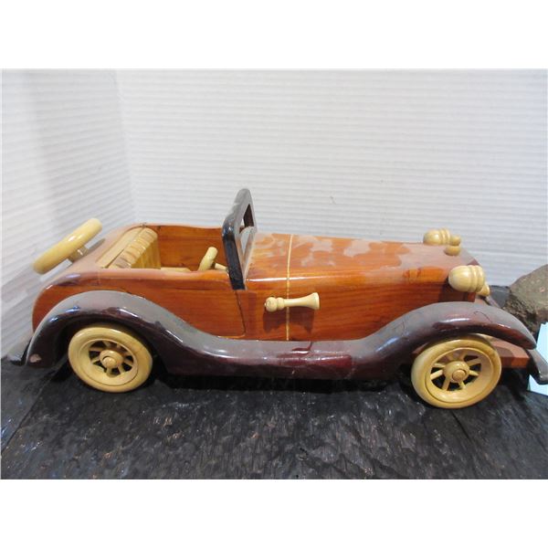 WOOD MODEL CAR (APPROX. 5"H X 13"L)