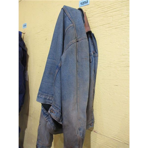 2 - JEAN JACKETS (SIZE LARGE)