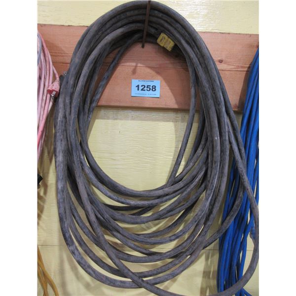 HEAVY DUTY BLACK EXTENSION CORD (APPROX. 100')