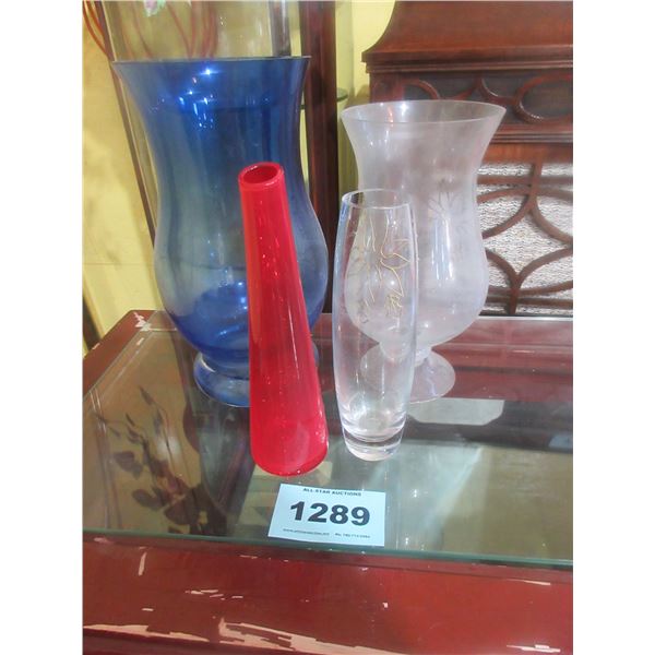 4 VASES