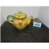 Image 2 : FLORAL TEAPOT