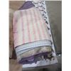 Image 2 : DOUBLE SIZE FLAT SHEETS & PILLOW CASES - BUNDLE