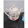 Image 1 : CHRISTMAS TEAPOT