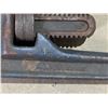 Image 4 : 2 - 18" PIPE WRENCHES; NAIL PULLER