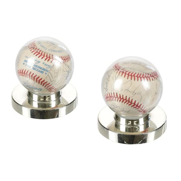 Minnesota Twins Signed Baseballs 1991-1994 (2)