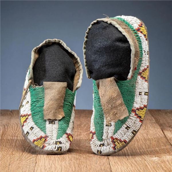 Ca 1870 Sioux Beaded Hard Sole Mocassins ex-Cowans