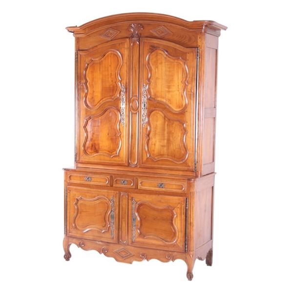 Rare 18th C French Provincial Louis XV Oak Buffet