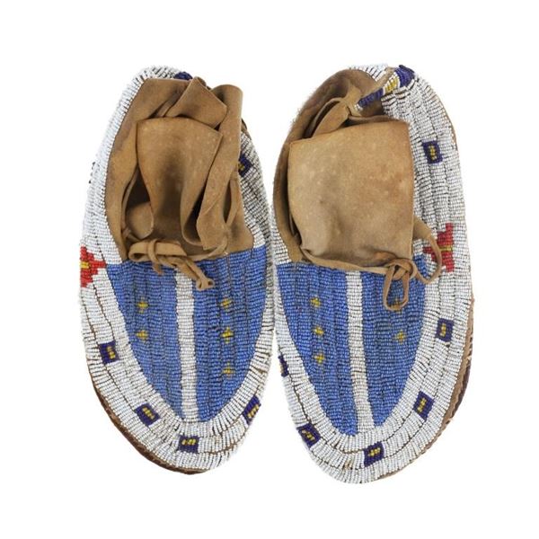 Ca. 1930-50 Lakota Sioux Beaded Moccasins