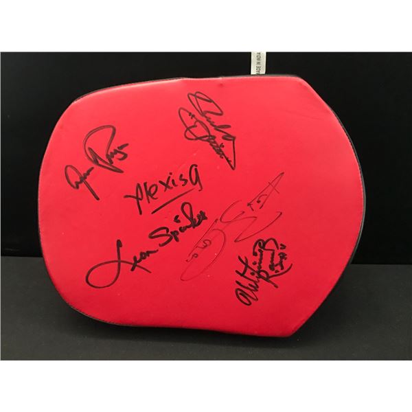 BOXING FIGHT PAD SIGNED BY 6 INCLUDING LEON SPINKS