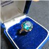 Image 5 : 10K Yellow Gold and green stone (Emerald?) vintage ring - see description and photos