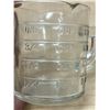 Image 3 : 3 Vintage Measuring Cups - Pyrex Dry Measure & 2 Embossed Clear Glass - see photos